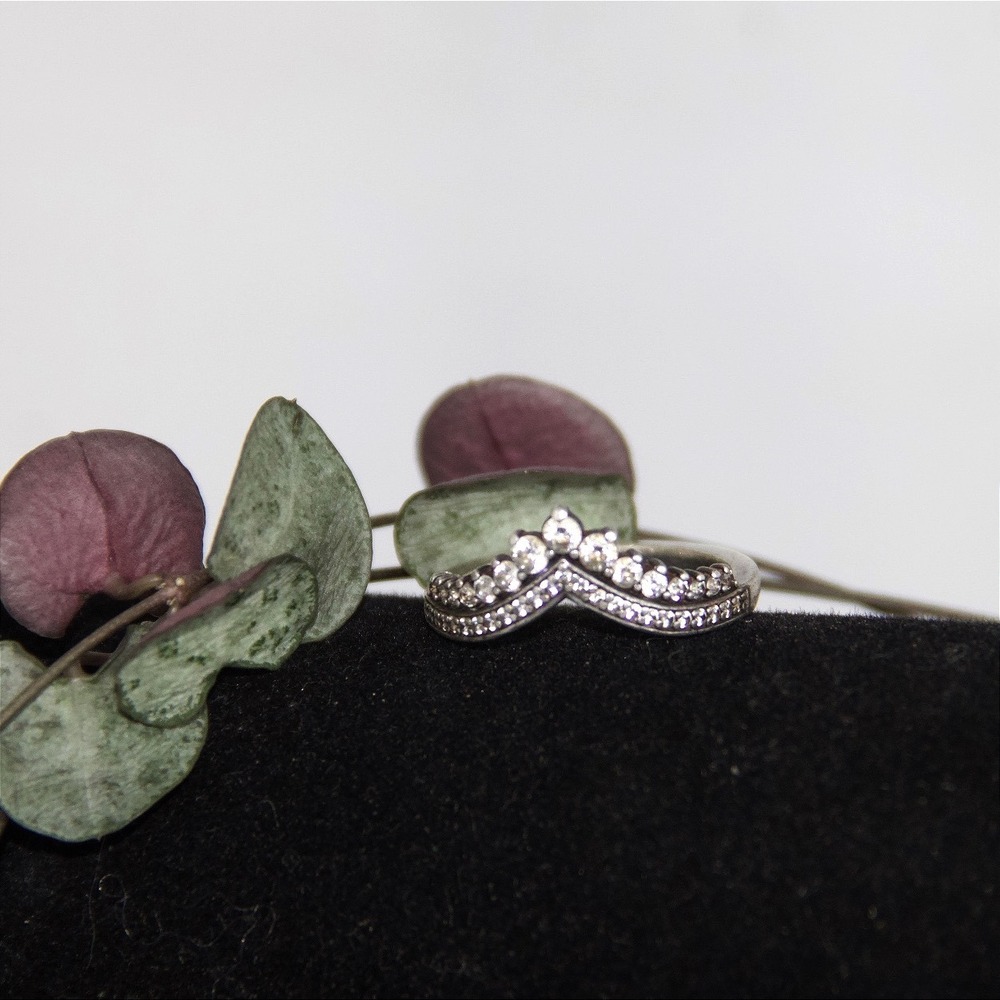 Pandora Tiara Wishbone Ring Sterling Silver Clear 198282CZ Size 8.5